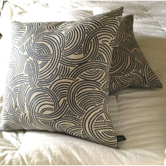 Rodeo Home 20" Navy/Crm Geometric Throw Pillow Covers (2) - Pillows not included - Picture 3 of 11